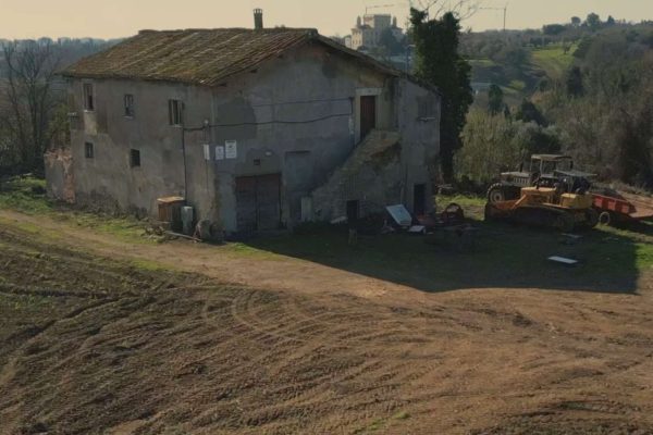 CASALE AGRICOLO VIA DEI TROIANI