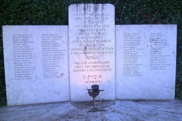 lapide_commemorativa_martiri_forte_bravetta_1280_1280_fit_90